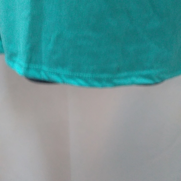 Teal short sleeve with shiny letters Las Vegas - Picture 4 of 8